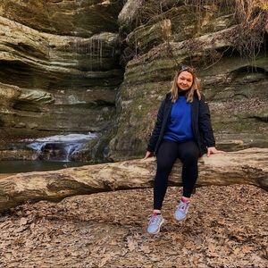 Meet your Posher, Anna